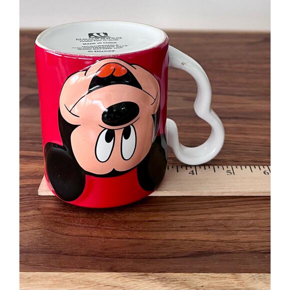 Mickey Mouse Ceramic Mug with a Half Mickey Icon Handle from the year 2000. - Picture 4 of 7